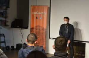 Гродзенцы паспрабуюць размаўляць з уладамі. Каб зразумець, як гэта зрабіць, зладзяць хакатон Вадзім Саранчукоў на "Свабодным вечары" ў Цэнтры гарадскога жыцця, 19 лістапада 2020