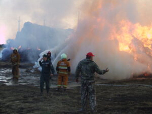 Тушил пожары 15 лет, но уволился после выборов. Спасатель из Гродно рассказал, что отбило желание служить в МЧС Тушил пожары 15 лет, но уволился после выборов. Спасатель из Гродно рассказал, что отбило желание служить в МЧС