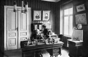 Людвік Заменгоф у сваім кабінеце, 1910 г. Фота: Ignacy Matuszewski