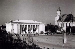 «Гродно – столица, которая осталась». Hrodna.life готовит к публикации книгу таинственного Евгения Асноревского «Гродно – столица, которая осталась». Hrodna.life готовит к публикации книгу таинственного Евгения Асноревского