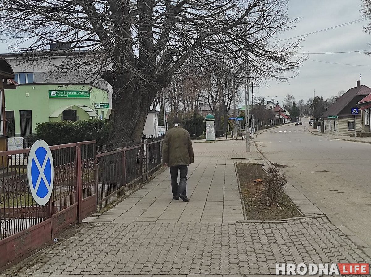 Без водки и сигарет, но с чистыми улицами. Как живет приграничная Кузница без беларусов