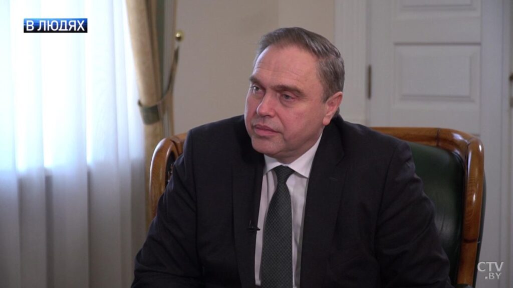 "Больше всего на свете боюсь за детей и семью". Большое интервью Владимира Караника в цитатах