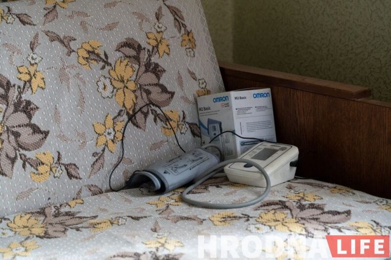 «Нет такого механизма, чтобы списать этот долг». Гродноводоканал судится с 89-летней бабушкой из-за недоплаты за ремонт трубы