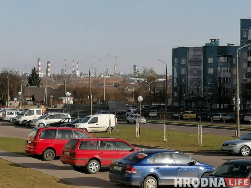 Пыл і шкодныя выкіды. Мы праверылі паветра ў горадзе і расказваем, як гэта можа зрабіць кожны