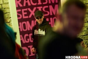 Танцы, винил и дреды: в баре "Quester" прошла первая вечеринка с диджеями