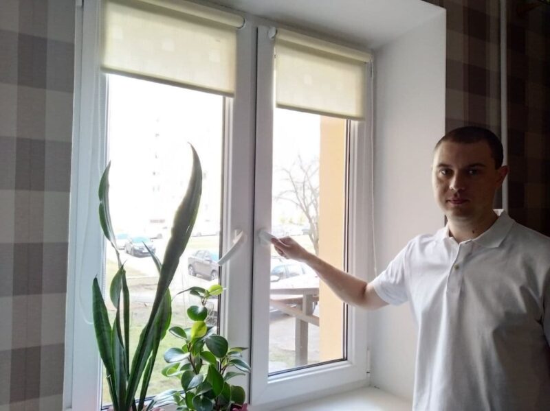 Пятикамерный профиль и установка на уровне. Как сэкономить на окнах без ущерба для уюта