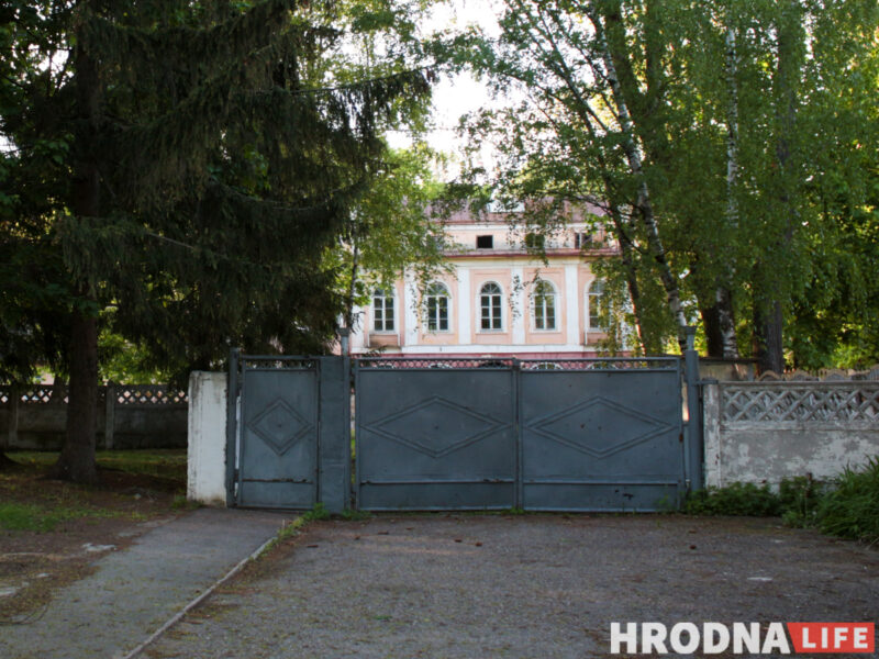 Аранжарэя, дыназаўры і амфітэатр. Што з'явіцца каля палаца Чацвярцінскіх у Гродне