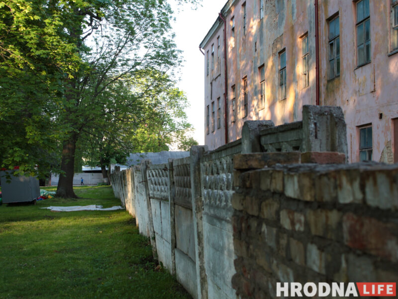 Аранжарэя, дыназаўры і амфітэатр. Што з'явіцца каля палаца Чацвярцінскіх у Гродне