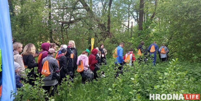 “Весело и с пользой”. Гродненцы за час забега собрали почти 250 килограмм мусора плоггинг забег сбор мусора в Гродно