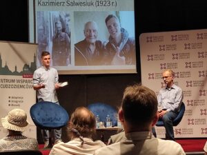 “В вынужденной командировке”. Руслан Кулевич презентовал в Белостоке свои книги о гродненцах и нашел новых героев