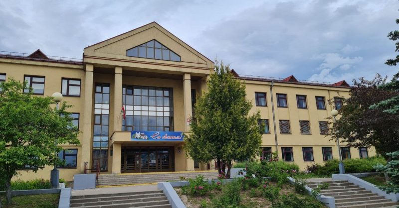 Родители о белорусскоязычном классе в "польской" школе: "Общение с отделом образования ни к чему не привело" польская школа 36 в гродно