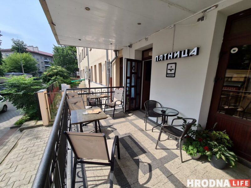 Техасское BBQ и живая музыка. В Гродно открылся новый гастро-паб «Пятница»