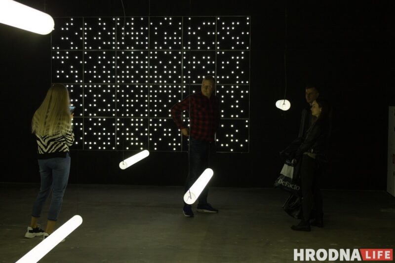 “Закроем глаза и представим…».   В Гродно представили арт-проект Александра Балдакова «LUMINARIUM»