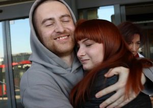 Сидел дольше, чем встречались. Как девушка ждала политзаключенного Дмитрия Фурманова из колонии