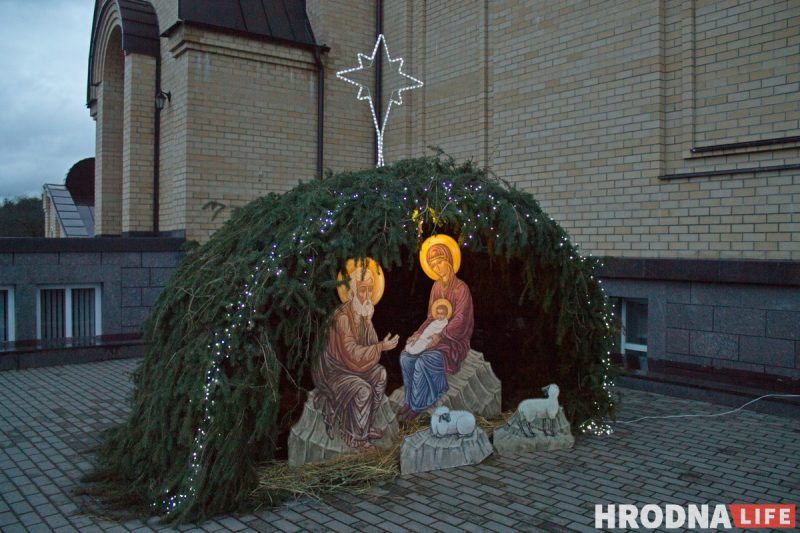 Как украсили гродненские храмы перед православным Рождеством