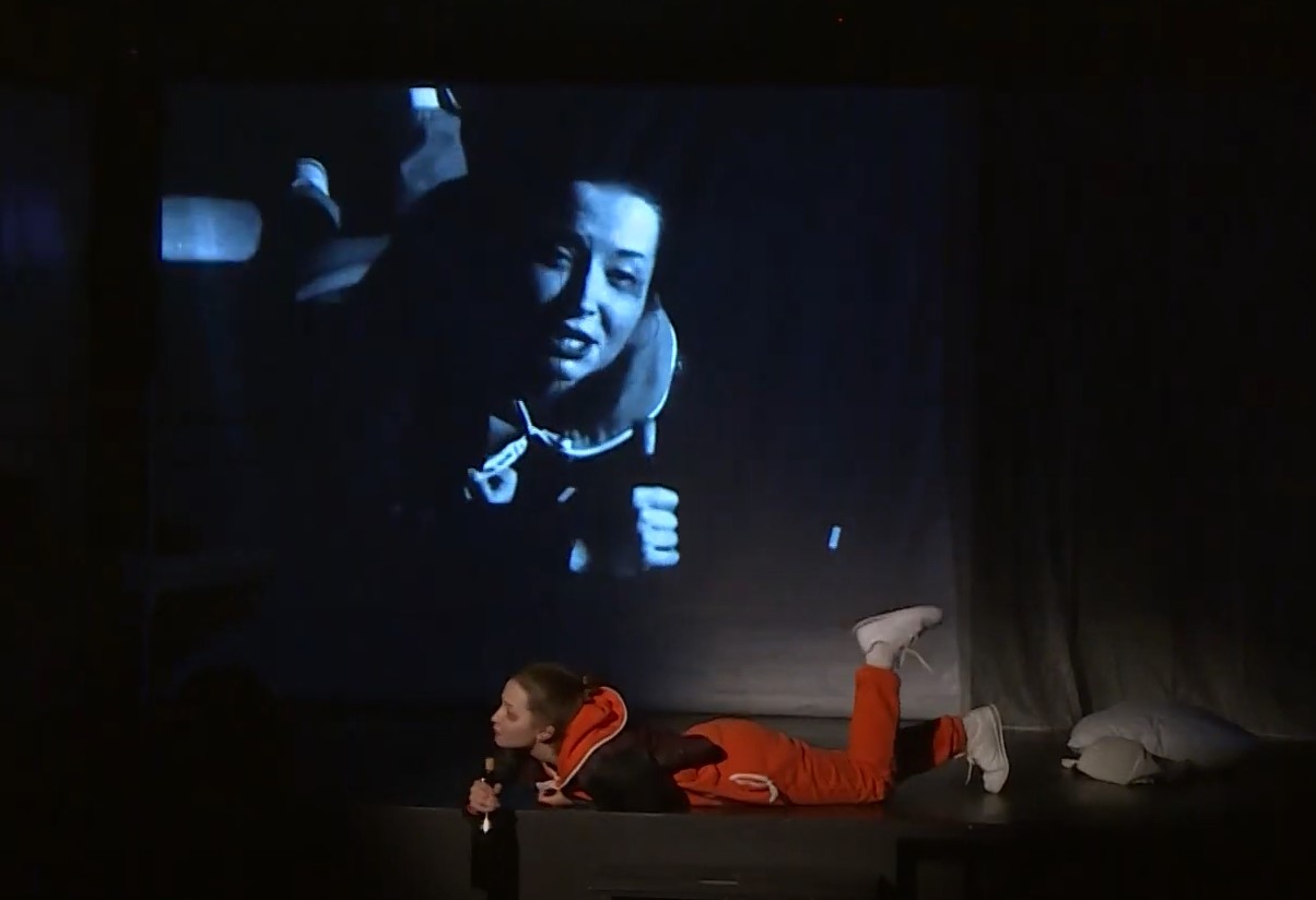 В Смоленске поставили спектакль по пьесе бывшего фотографа гродненского драма. Когда его пьесы увидят в Гродно?