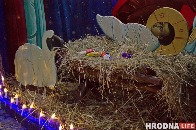 Как украсили гродненские храмы перед православным Рождеством