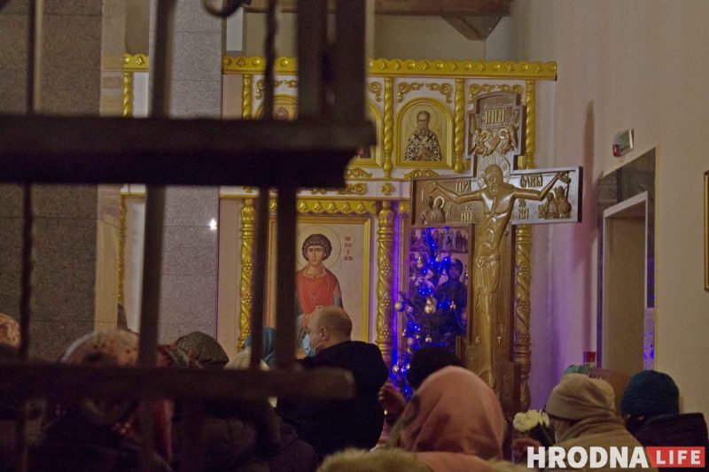 Как украсили гродненские храмы перед православным Рождеством