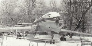 “Не важно, что плохо видно. Главное - посидеть в самолёте!” Гродненки и гродненцы рассказали, как в детстве ходили в кинотеатр “Полёт” кинотеатр Полёт, 23 января 1980 года списанный самолёт ТУ-124 привезли в Гродно. Больше 10 лет он стоял в городском парке и был кинотеатром.