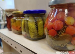 “Нас не должно быть много, мы должны быть качественными”. В Гродно открылось первое фермерское пространство: что и за сколько там можно купить фермерское пространство фальварак