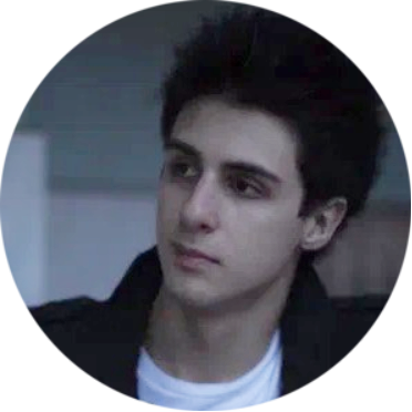 "У жахах сню, што зацягваюся". Гродзенцы распавялі, як кінулі паліць і што з гэтага выйшла