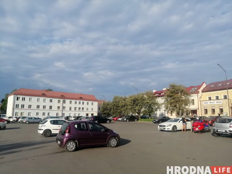 Возле парковки на Троицкой с нуля построят офисное здание парковка стоянка