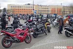 Автомобили, которых еще никто не видел, автоквесты и 800 подарков. Появилась полная программа фестиваля "Лакацыя"