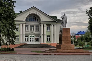 Под Волковыском - блокпосты из бетонных блоков, а к границе повезли военную технику Центр Волковыска. Иллюстративное фото: forum.globus.tut.by