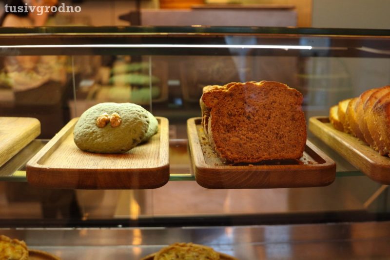 Восточный кофе по-новому и выпечка круассанов на месте. В Гродно открылось кафе “Дели”, и оно не про Индию