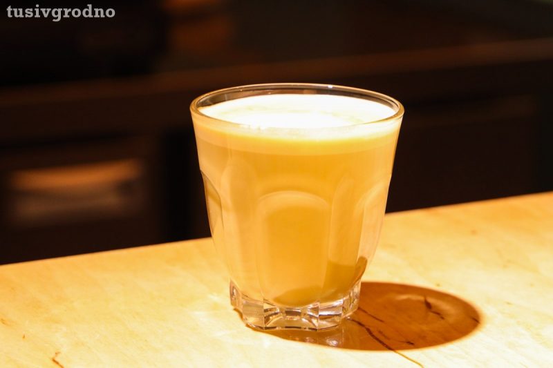 Восточный кофе по-новому и выпечка круассанов на месте. В Гродно открылось кафе “Дели”, и оно не про Индию