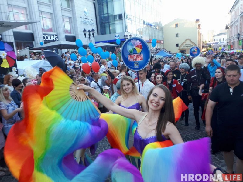 Пиво, пляски, салют. Виктор Шалкевич рассказал, почему вместо фестиваля нацкультур поедет на деревню Фестываль нацыянальных культур - 2018 год