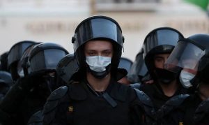 Женский марш и флаги. Как протестовали в Гродно 5 сентября Женский марш и флаги. Как протестовали в Гродно 5 сентября