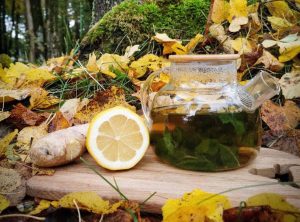 Крафтовый чай на пюре, безалкогольный пунш, медовый рулет. Собрали сезонные предложения гродненских заведений Согревающий напиток. Фото: www.instagram.com/prozharka_grodno