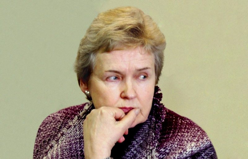 Альма Лапинскене