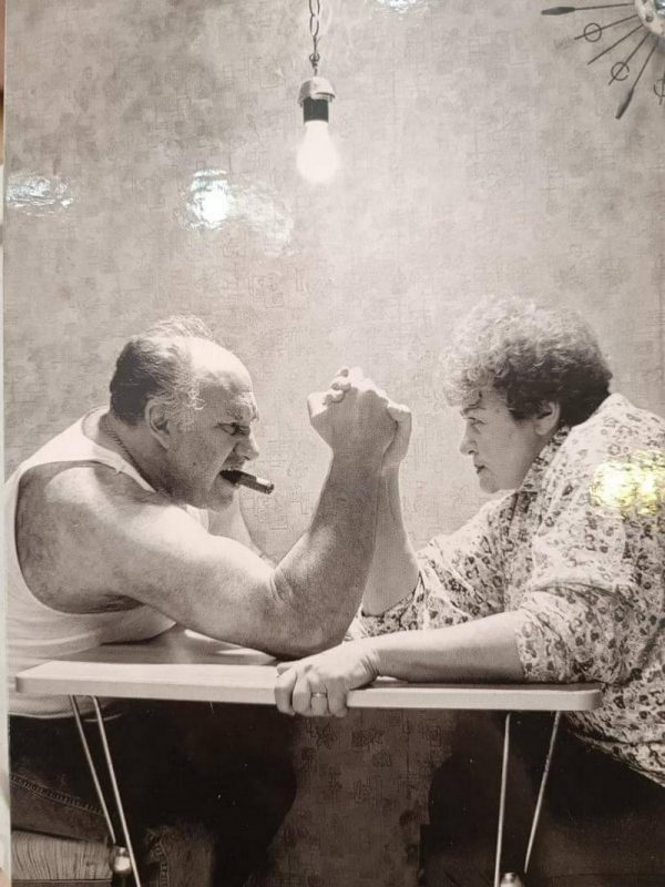 «Каждая валентинка - как выигрыш в лотерею». Гродненки и гродненцы рассказали, как праздновали День святого Валентина в школе