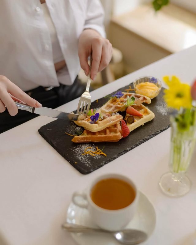 Завтрак в ресторане "Кронон Парк Отель"