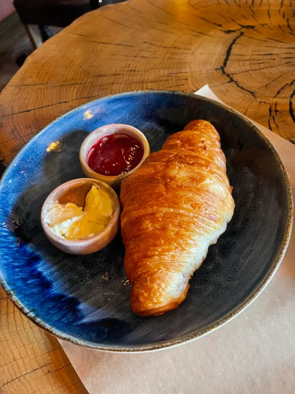 круассаны на завтрак в рестобаре Пабло в Гродно на Советской