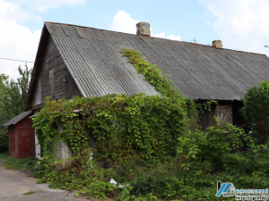 В Ольшанке с аукциона продают участок. Там может появится магазин или кафе Словацкого, 16
