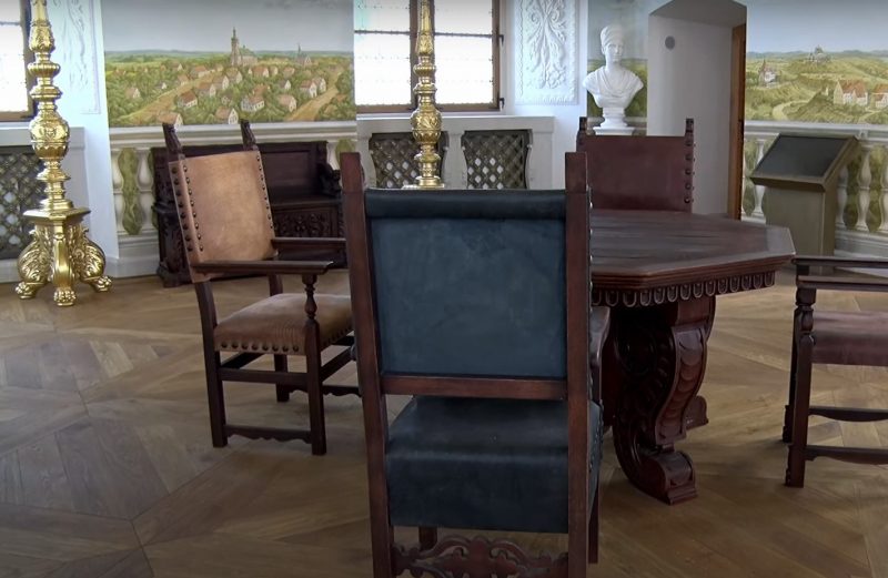 В Старом замке откроют Алебастровый зал. Как он выглядит