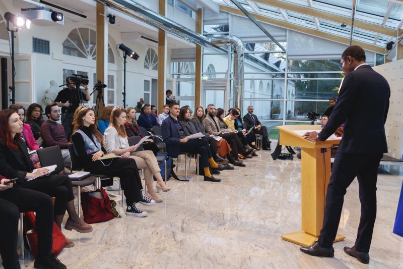 Каледж Еўропы ў Натоліне дае еўрапейскую адукацыю для беларусаў. Туды можна паступіць і атрымаць стыпендыю.