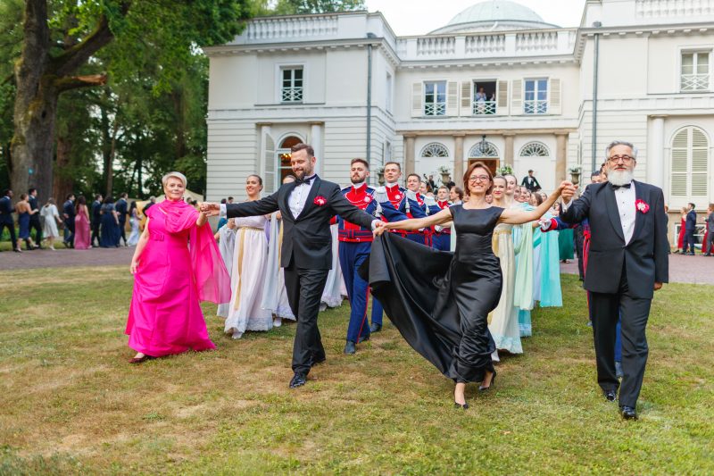 свята ў каледжы еўропы