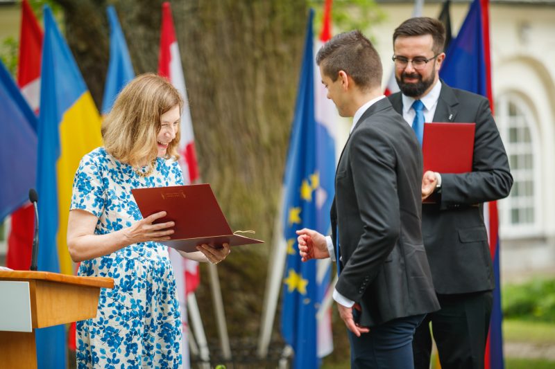Каледж Еўропы ў Натоліне гэта магчымасць правесці год у добрай навучальнай установе са стыпендыяй.