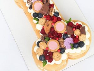 Торты, которые не понравились Бондаревой. Источник: Telegram-канал активистки