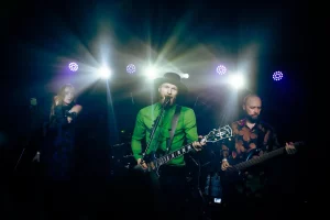 Сергей Башлыкевич и группа Лейбоник на концерте