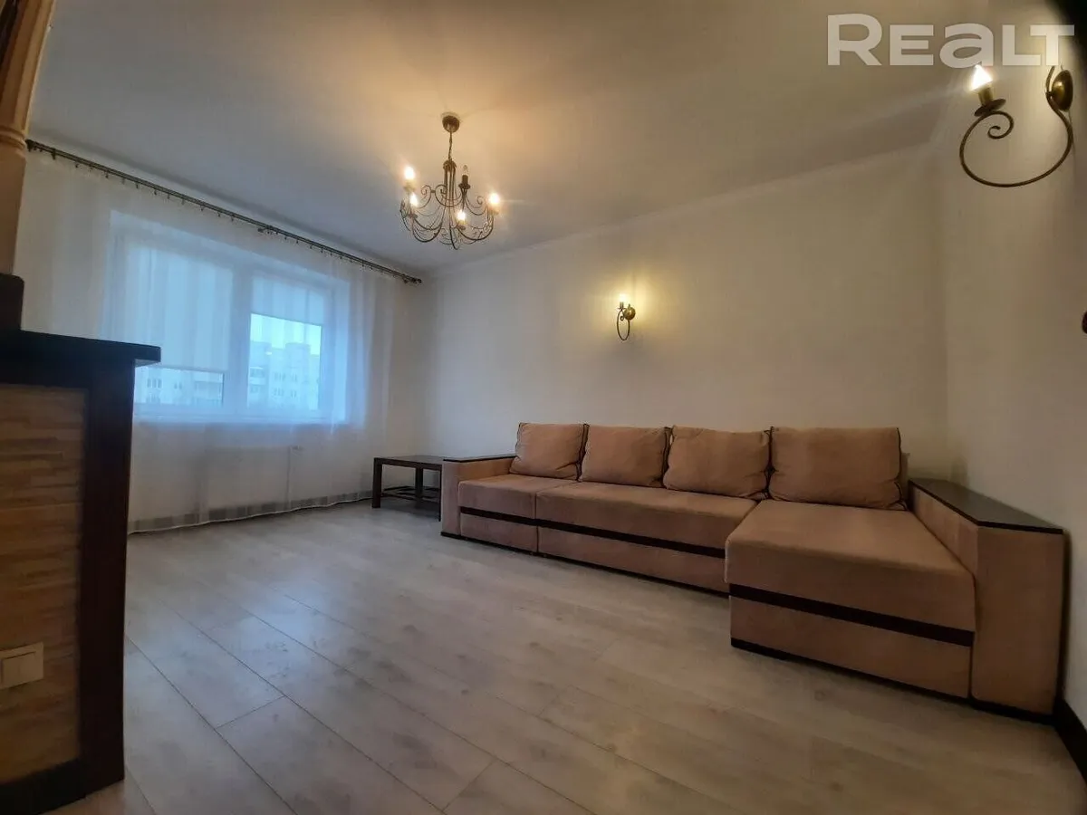 Зал в квартире на Щорса