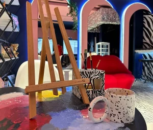 Интерьер кафе "Вкус искусства" в Гродно.