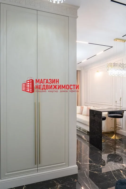 Зала ў кватэры на Цітова