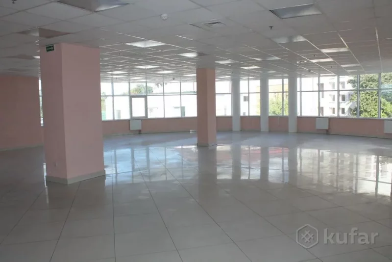 Бізнес-цэнтр "Алмаз" на Цэнтральным (Скідзельскім) рынку