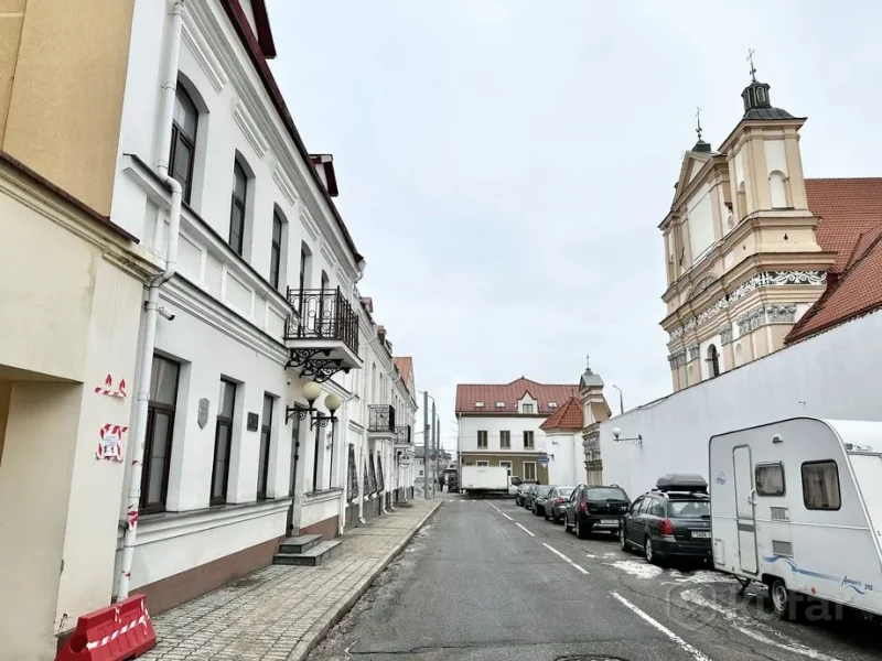 Бізнес-цэнтр у гістарычным будынку на вул. Маладзёжнай у Гродне можна купіць