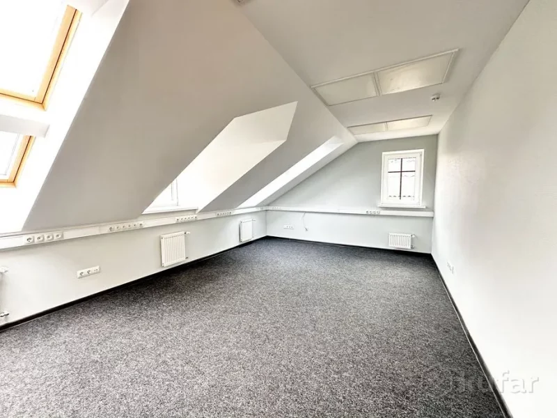 Бізнес-цэнтр у гістарычным будынку на вул. Маладзёжнай у Гродне можна купіць